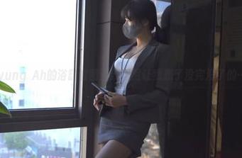 Myung Ah的浴缸套图更新居然让我想了没完没了的……